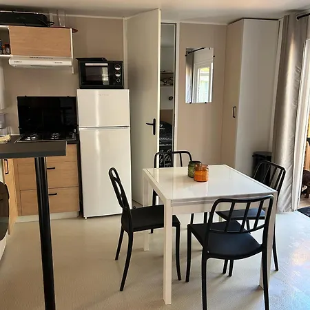 Mobil De Luxe 6 Pers 度假居 *