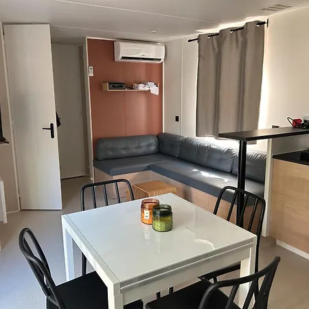 Mobil De Luxe 6 Pers 度假居 *