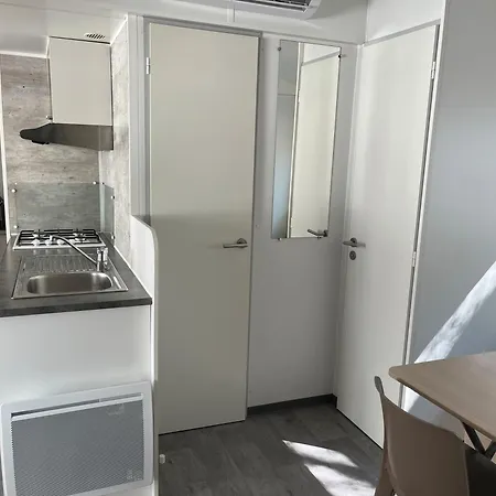 度假居 Mobil De Luxe 6 Pers *