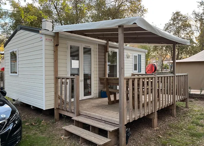 Mobil De Luxe 6 Pers *