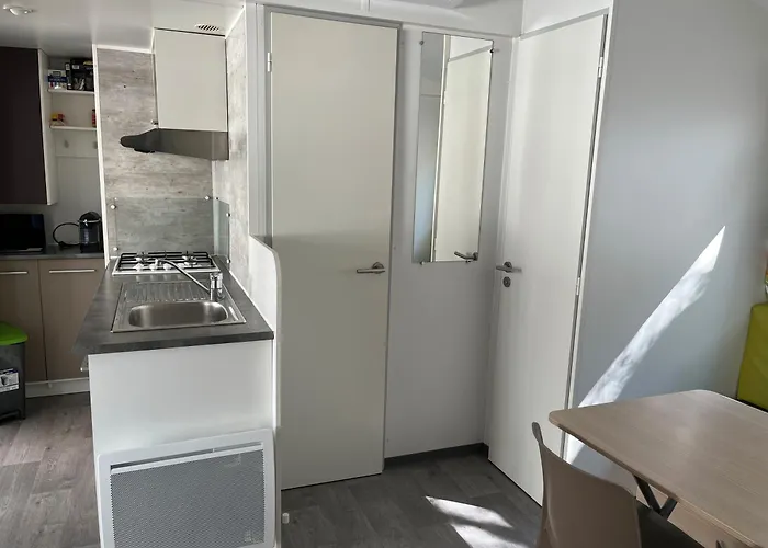 Vakantiehuis Mobil De Luxe 6 Pers *